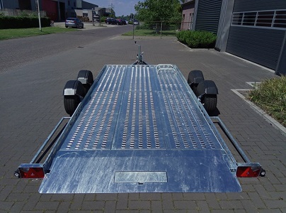 9-Tohaco-cartrailer-perforated-floor